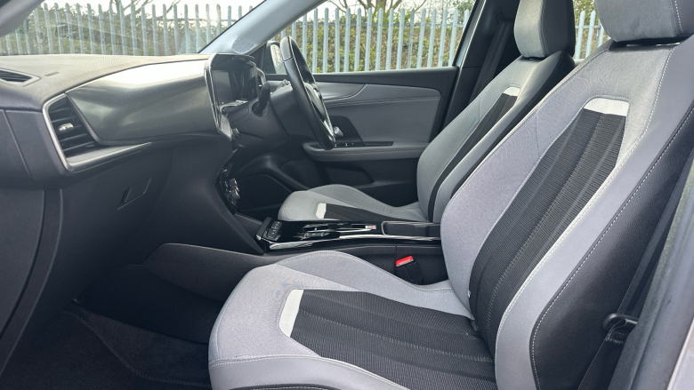 Vauxhall Mokka 100kW Elite Premium 50kWh 5dr Auto Electric Hatchback